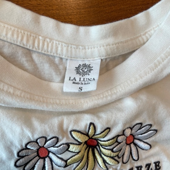 Cropped tee - Picture 3 of 3